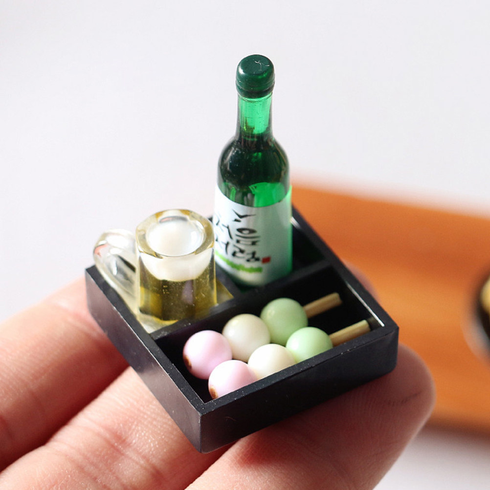 Japanese Lifestyle In Japanese - Conjunto Decorativo Realista de Mini Sushi